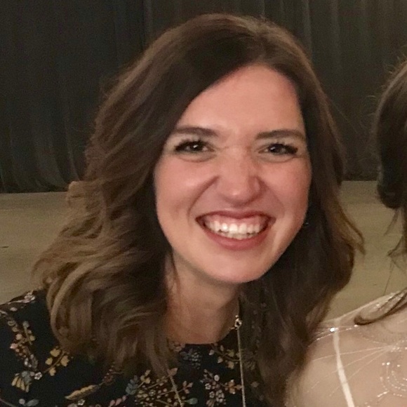 Meet your Posher, Lindsey - Picture 1 of 1